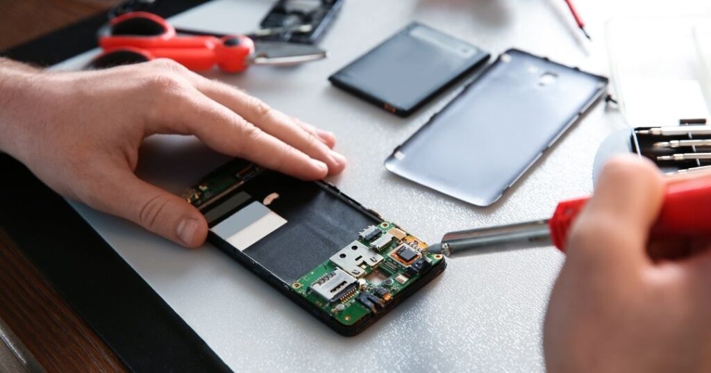 troca de peças e correções de celulares em Goiânia